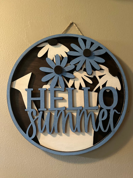 "Hello Summer with watering can" Round Sign