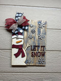 Let it Snow with Snowman Sign
